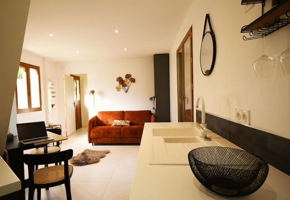- Confort - Climatise - Le Refuge De Charles - Jardin Appartement *